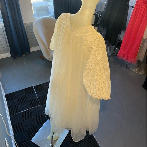 Vintage 1950’s Vanity Fair Lingerie Dress set - Picture 2 of 7